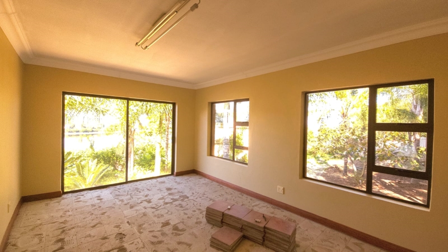 3 Bedroom Property for Sale in Birdwood Estate North West